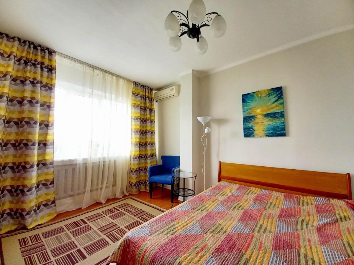 "Современный Уют" Квартира Almaty Ngoại thất bức ảnh