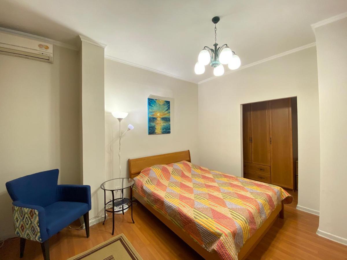 "Современный Уют" Квартира Almaty Ngoại thất bức ảnh