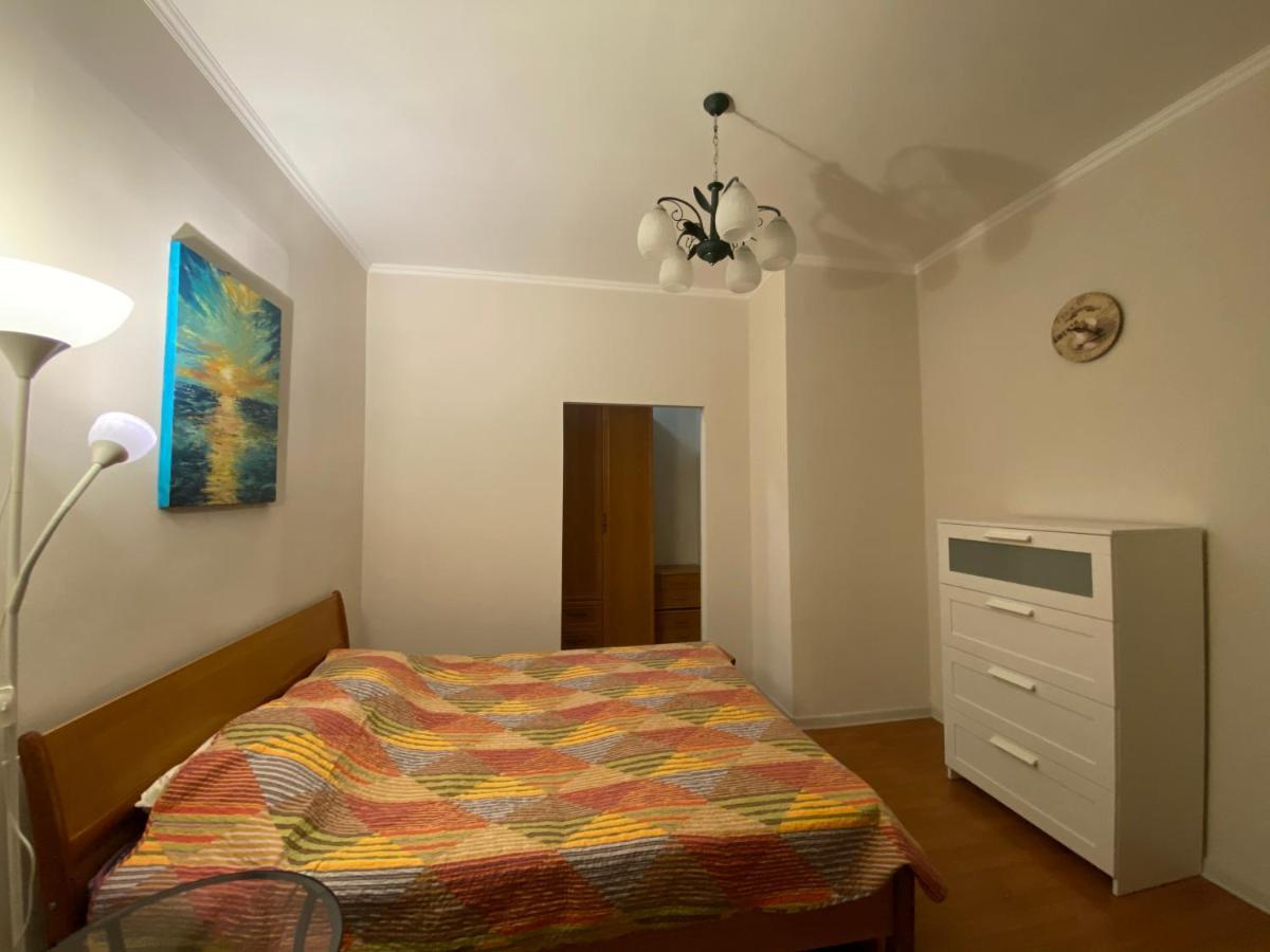 "Современный Уют" Квартира Almaty Ngoại thất bức ảnh