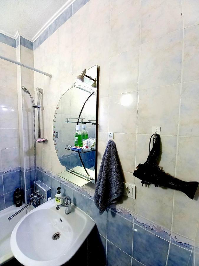 "Современный Уют" Квартира Almaty Ngoại thất bức ảnh