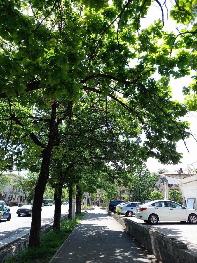 "Современный Уют" Квартира Almaty Ngoại thất bức ảnh